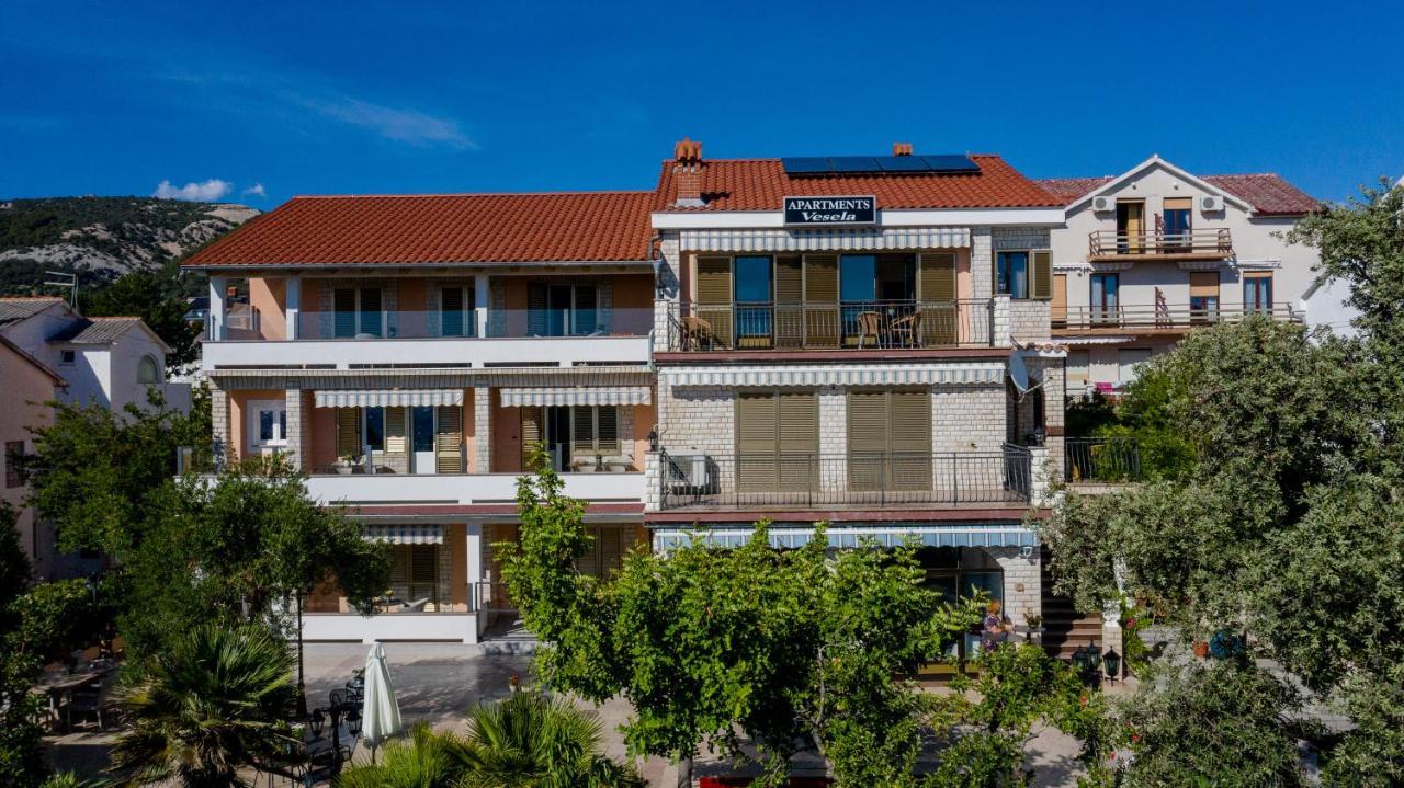 Apartments Vesela Banjol Екстер'єр фото